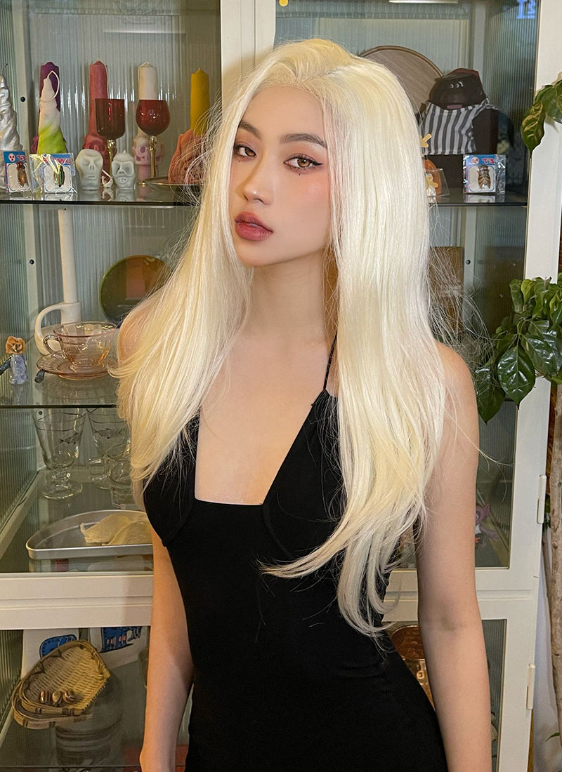 Pale blonde clearance wig